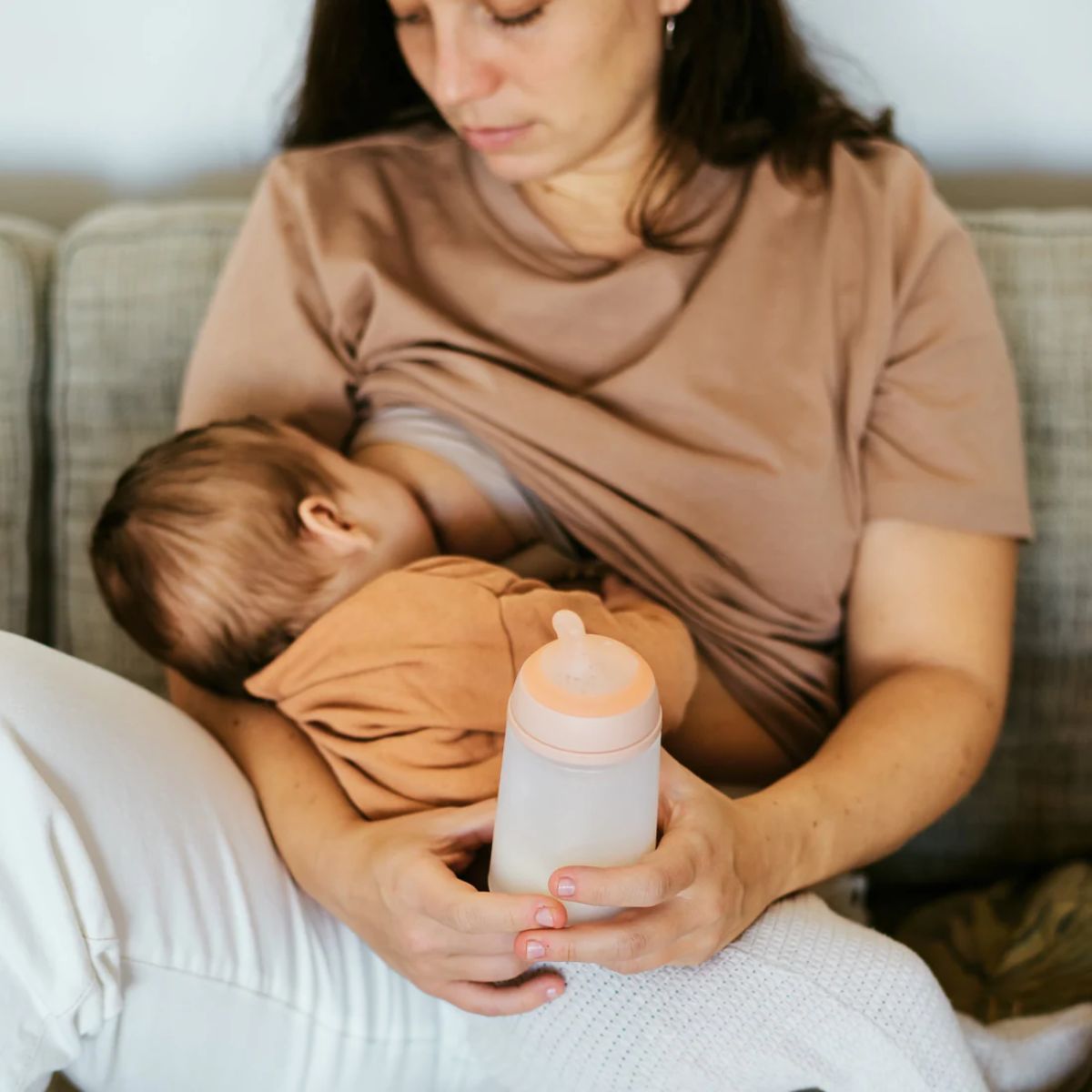 Suavinex Zero.Zero Anti-Colic Baby Bottle 9 oz Medium Flow 3M+ - Medium Tone - Ideal Flow for Growing Babies