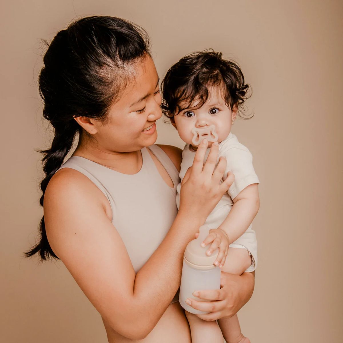 Suavinex Zero.Zero Silicone Pacifier SX Pro 0-6M - Light Tone - Minimizes Nipple Confusion